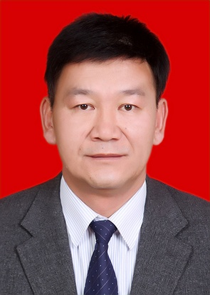 陈宏.jpg